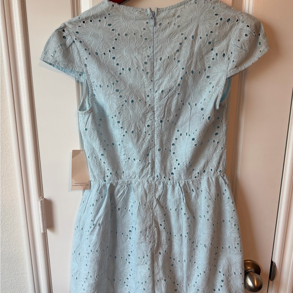 ⚡️NWT Tobi Eyelet Deep V Romper - Picture 3 of 5